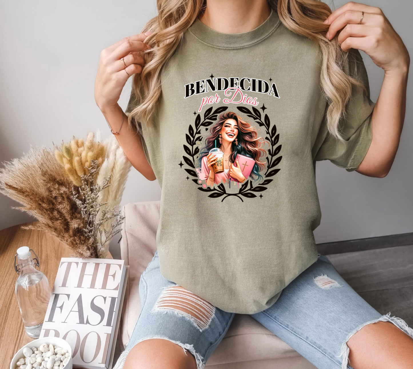 Bendecida Por Dios T-Shirt